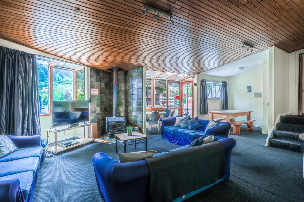 Aspen Lodge Backpackers Queenstown Dış mekan fotoğraf